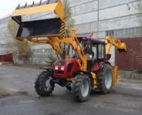 Экскаватор-погрузчик Амкодор-702ЕМ-03 cо смещаемой осью копания