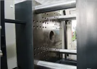 Инжекционно-литьевой машины DEMAG ERGOtech ET 330-2.300